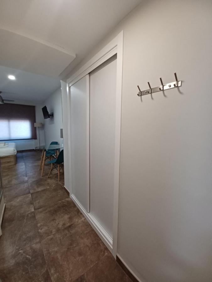 Apartamento Acogedor Junto A Calle Betis, Triana-Los Remedios Sevilla Eksteriør bilde