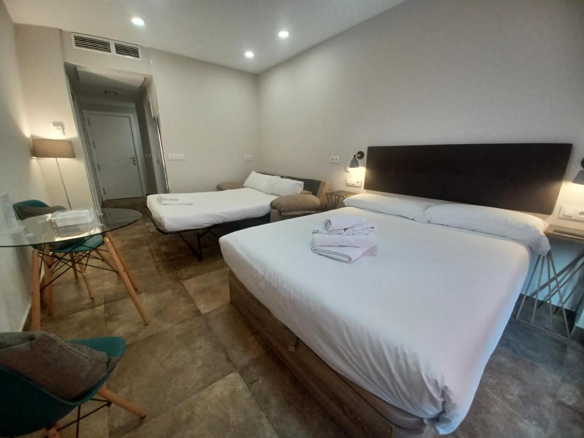 Apartamento Acogedor Junto A Calle Betis, Triana-Los Remedios Sevilla Eksteriør bilde